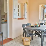 Le Petit Rocher Κάμπινγκ
