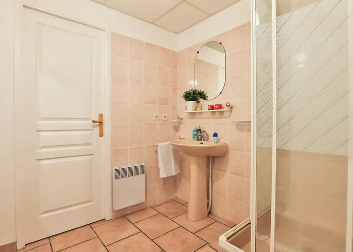 营地 Le Petit Rocher 4*