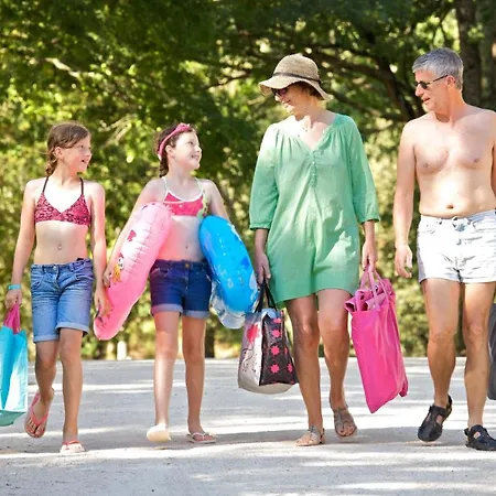 Le Petit Rocher Campsite