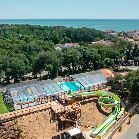 Le Petit Rocher Campsite