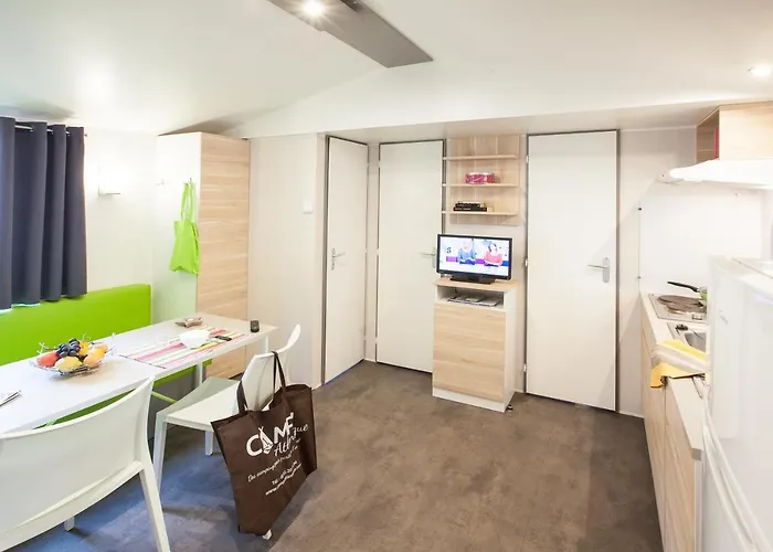 Campingplads Le Petit Rocher 4*